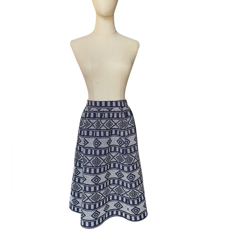 Halogen Navy Aztec Textured Midi Bubble Skirt 
Sz 14​​​​